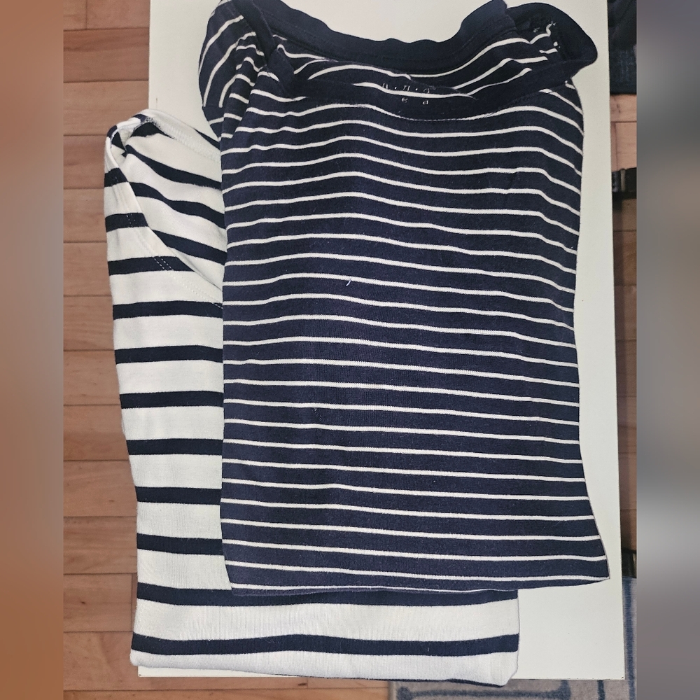 2-pack Navy and White Striped Tops